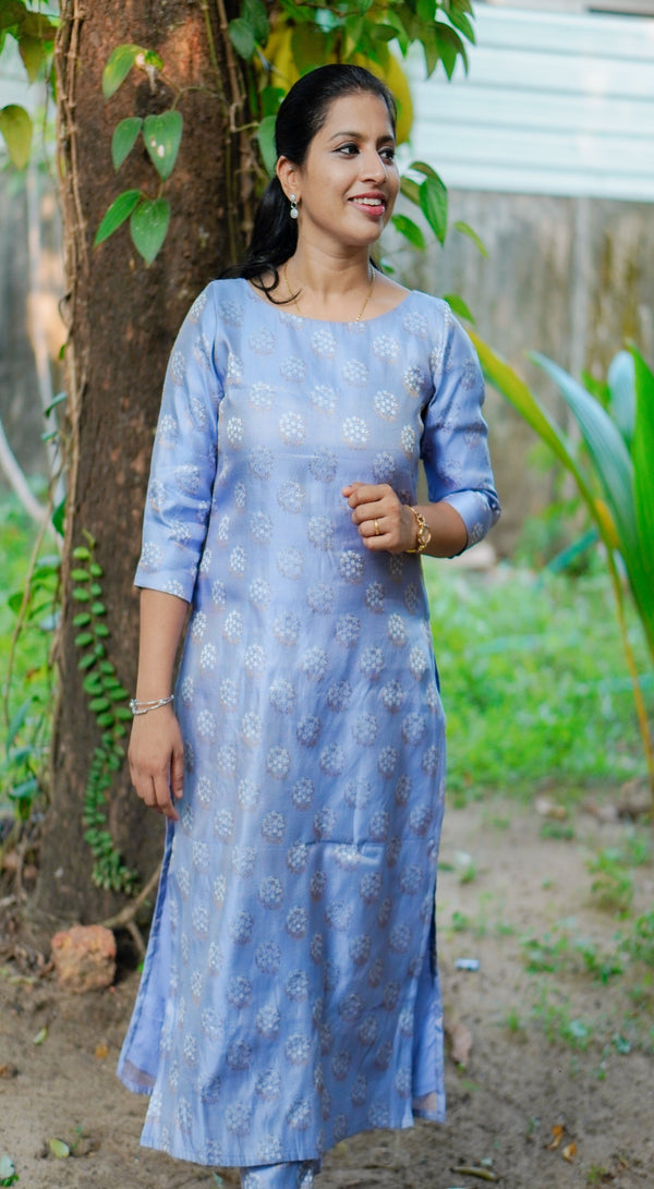 Wine Cotton Silk Embroidered Kurta With Brocade Pants – Shopzters